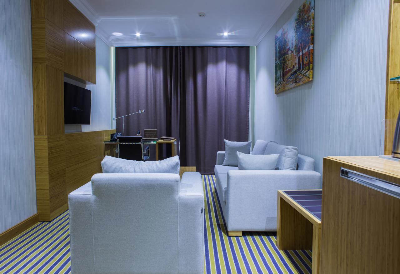 Aidana Plaza Hotel 쉼켄트 외부 사진
