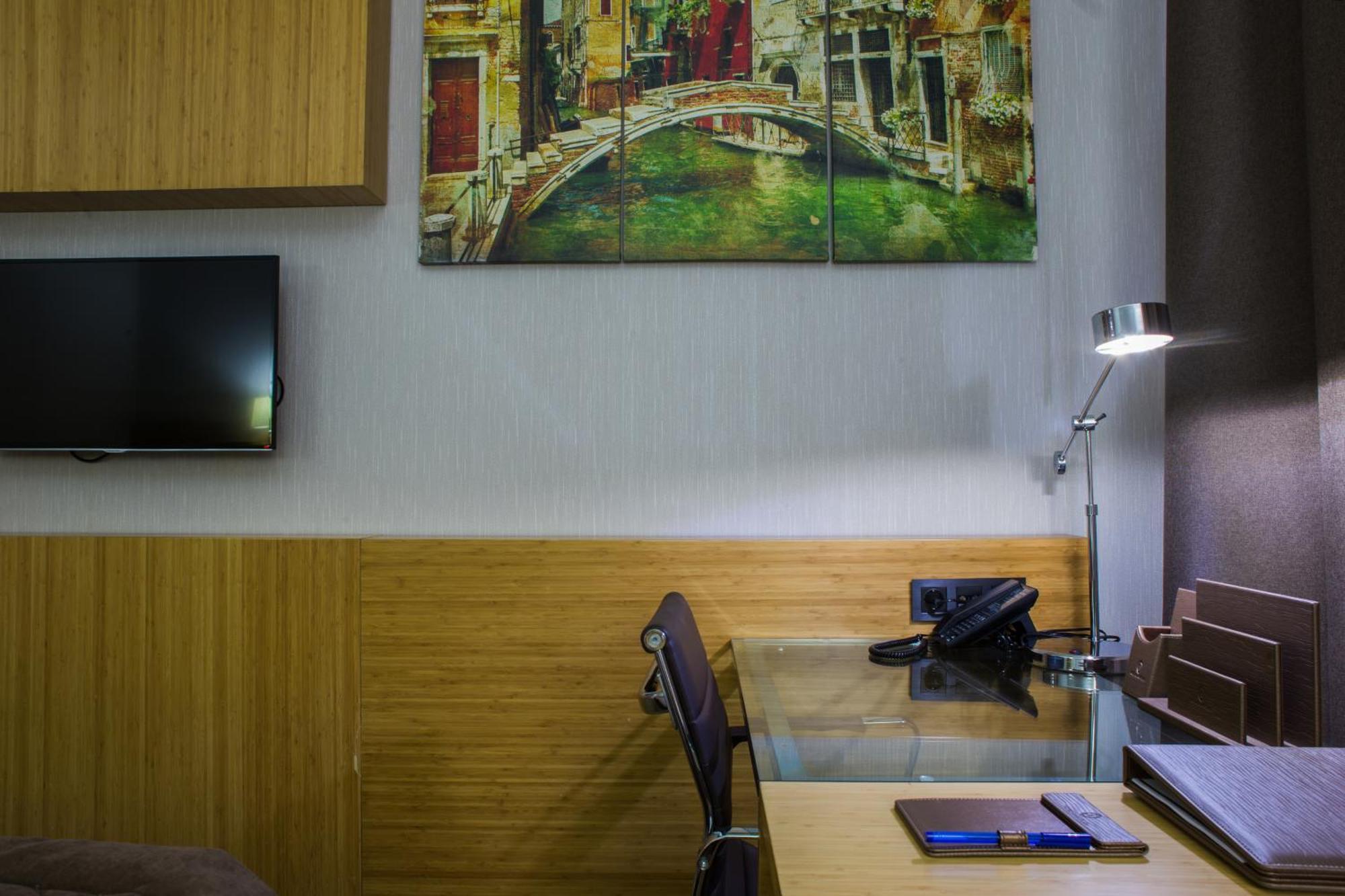 Aidana Plaza Hotel 쉼켄트 외부 사진
