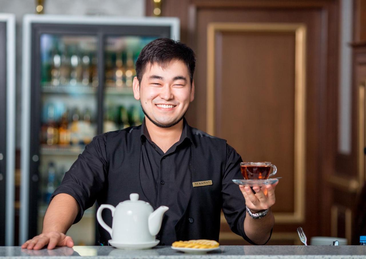 Aidana Plaza Hotel 쉼켄트 외부 사진